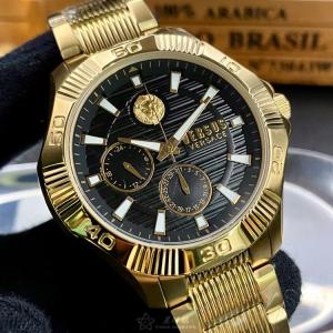 星晴錶業 VERSUSVERSACE凡賽斯手錶編號:VV00112 黑色幾何立體圖形錶盤金色錶殼石英機芯三眼中三針顯示 美美的戴起來😎😎😎😎😎