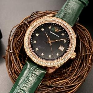 星晴錶業 ARMANI阿曼尼手錶編號:AR00027 墨綠色錶盤玫瑰金錶殼石英機芯中三針顯示,貝母 入手這款，好運滿滿